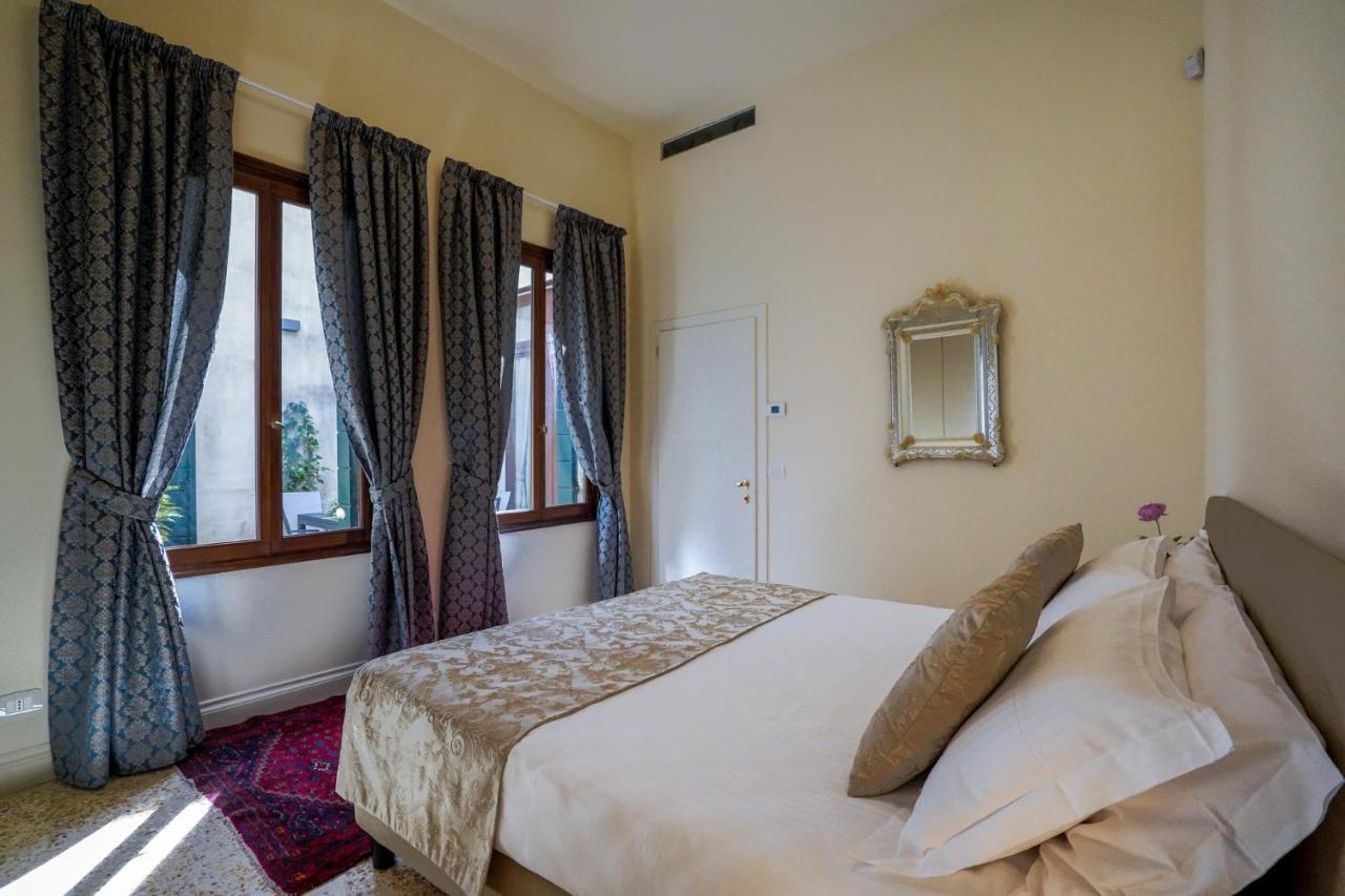 Ca' Longo Palace Damasco Benátky Exteriér fotografie