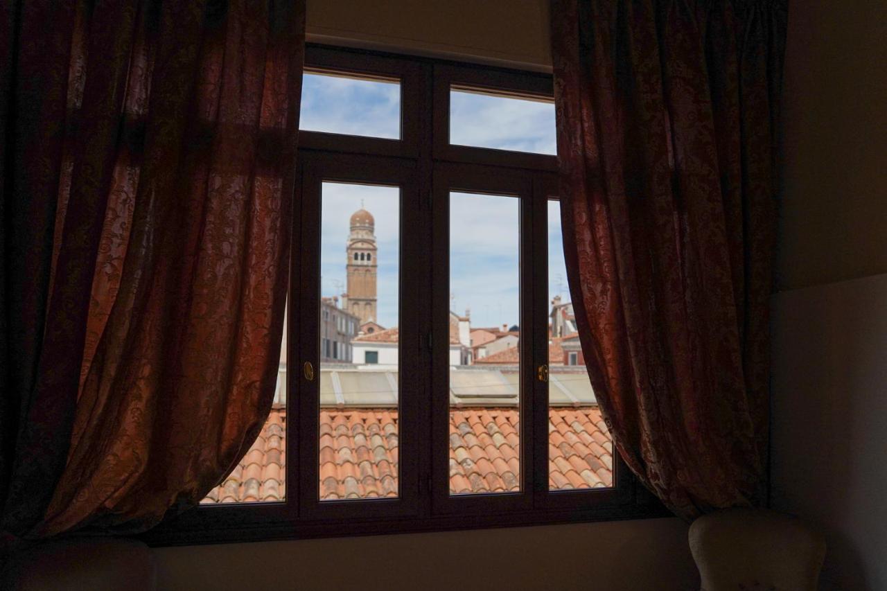 Ca' Longo Palace Damasco Benátky Exteriér fotografie